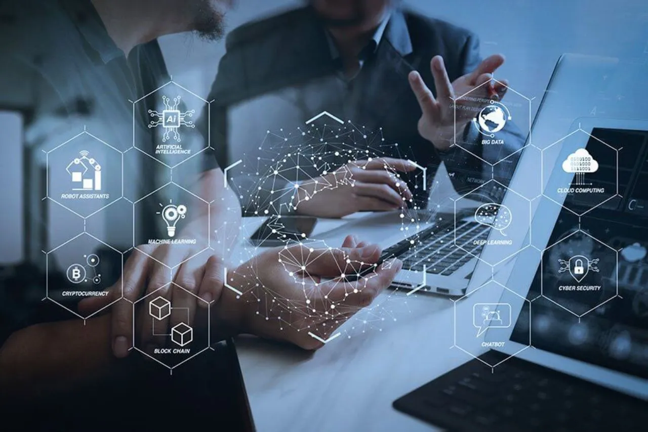 Top Indian Startups Revolutionizing Tech in 2025