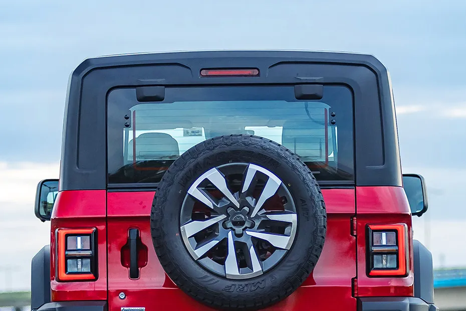 Mahindra Thar Roxx features and price