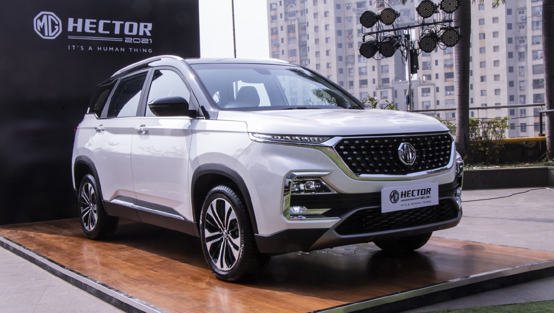 MG cars financial incentives
