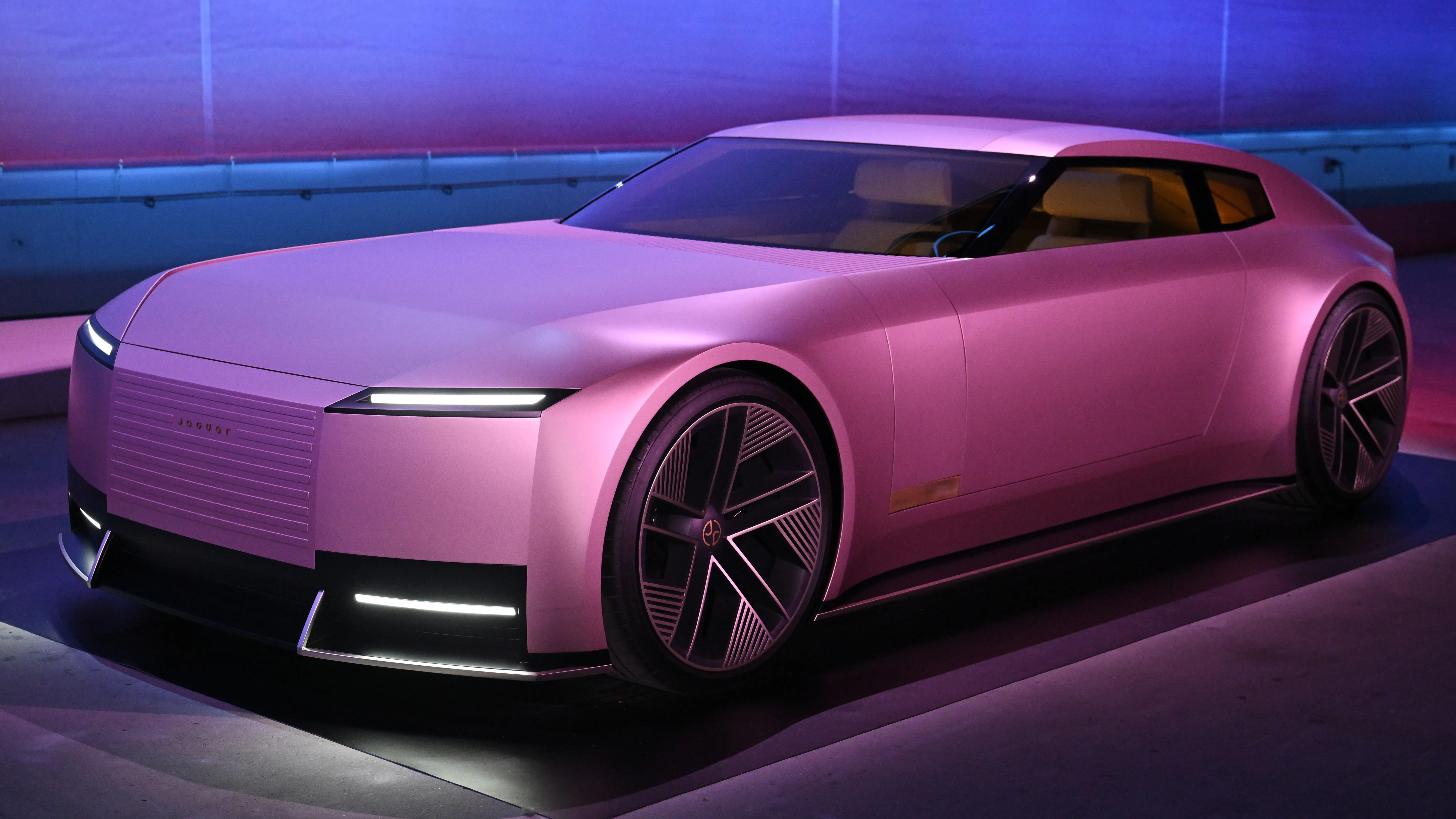 Jaguar 00 EV