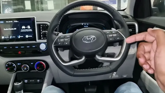 Hyundai Venue 2025 Interiors