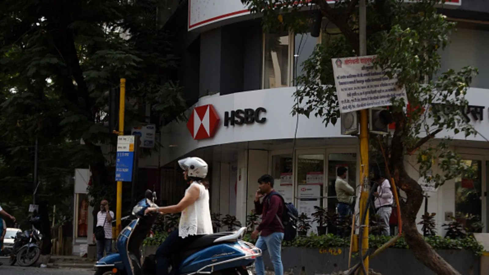 European shares STOXX 600 HSBC Hang Seng privatisation impact