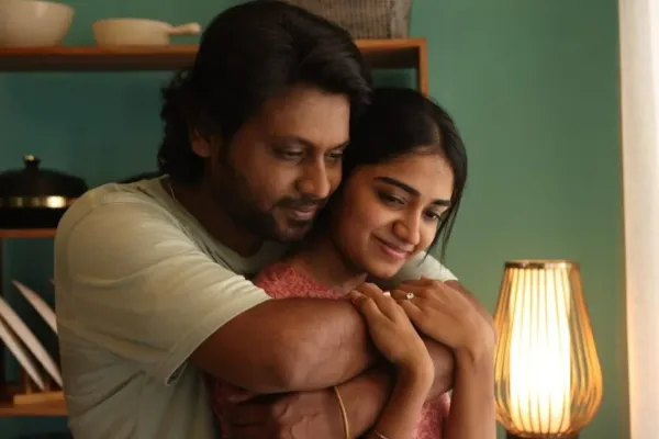 Aan Paavam Pollathathu Pros and Cons