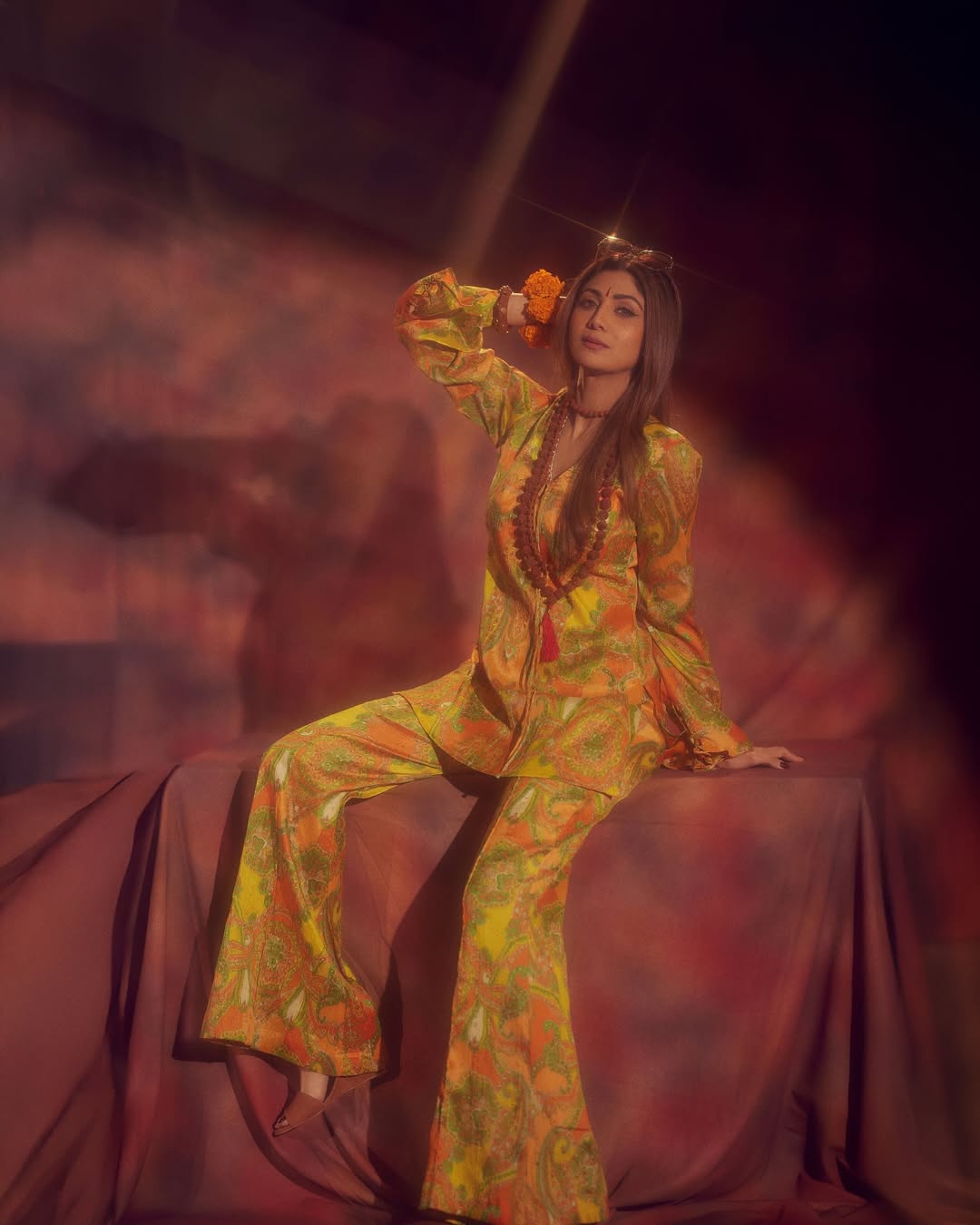 Zeenat Aman Hare Rama Hare Krishna look