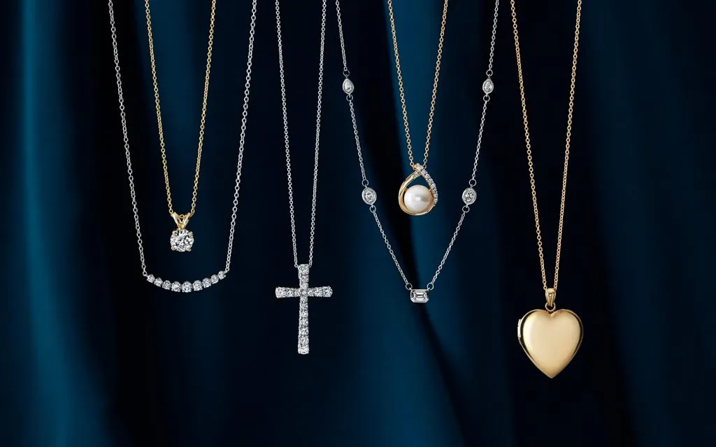 Minimalist Jewellery Trends in India 2025