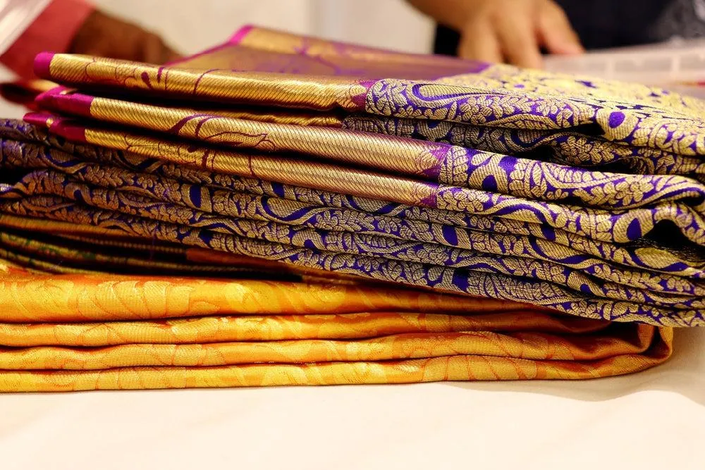 Tips to Identify Quality Silk in a Saree