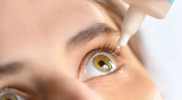 Eye drops alternative to glasses for presbyopia