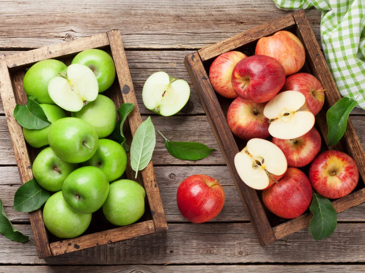 Green Apple vs Red Apple Healthier