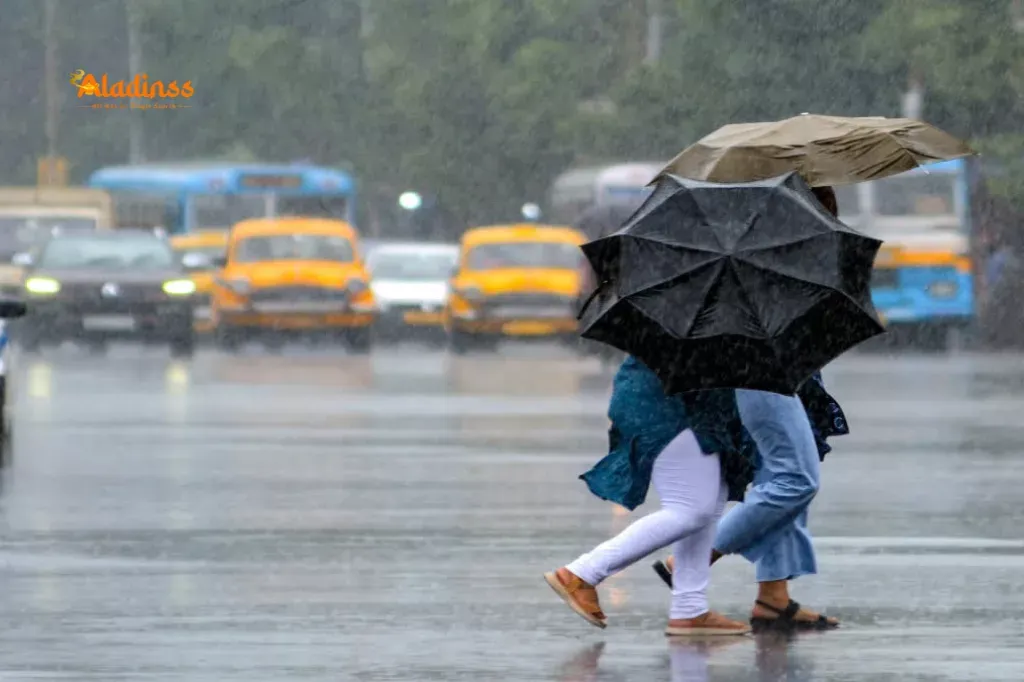 Heavy Rains Cause Flooding in Kanyakumari Orange Alert Issued