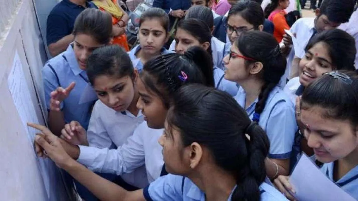 Plus-1 Public Examination Results Released; 92.09% Pass Rate