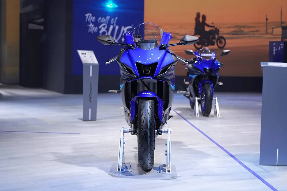 Yamaha R7 Image 2