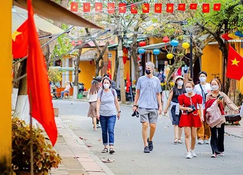 Economic impact Vietnamese tourists US states 2024