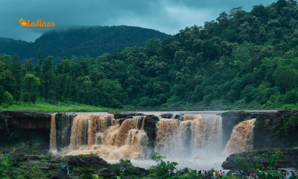 Saputara Hill Station: Gujarat's Green Escape