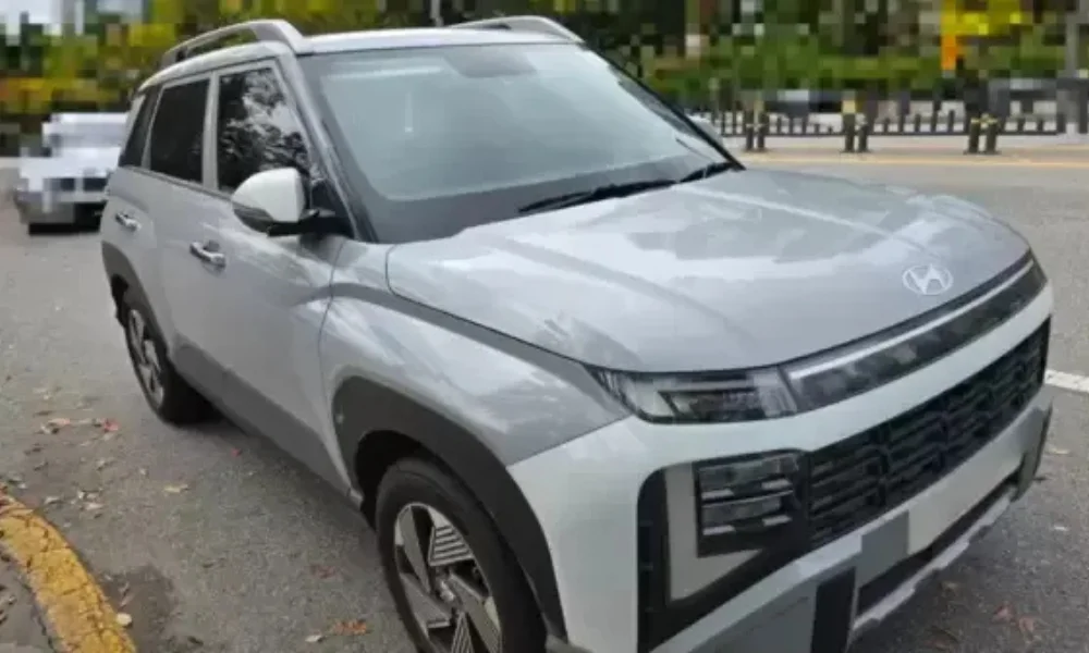 Hyundai Venue 2025 Level 2 ADAS dual screens