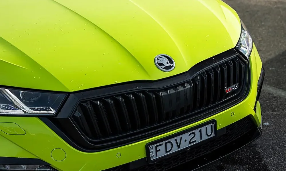 Skoda Octavia RS 2025 India launch exterior design