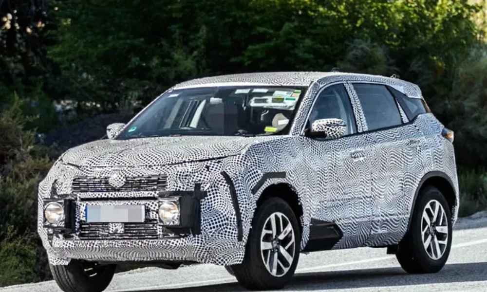 Tata Harrier Petrol Test Mule Spotted