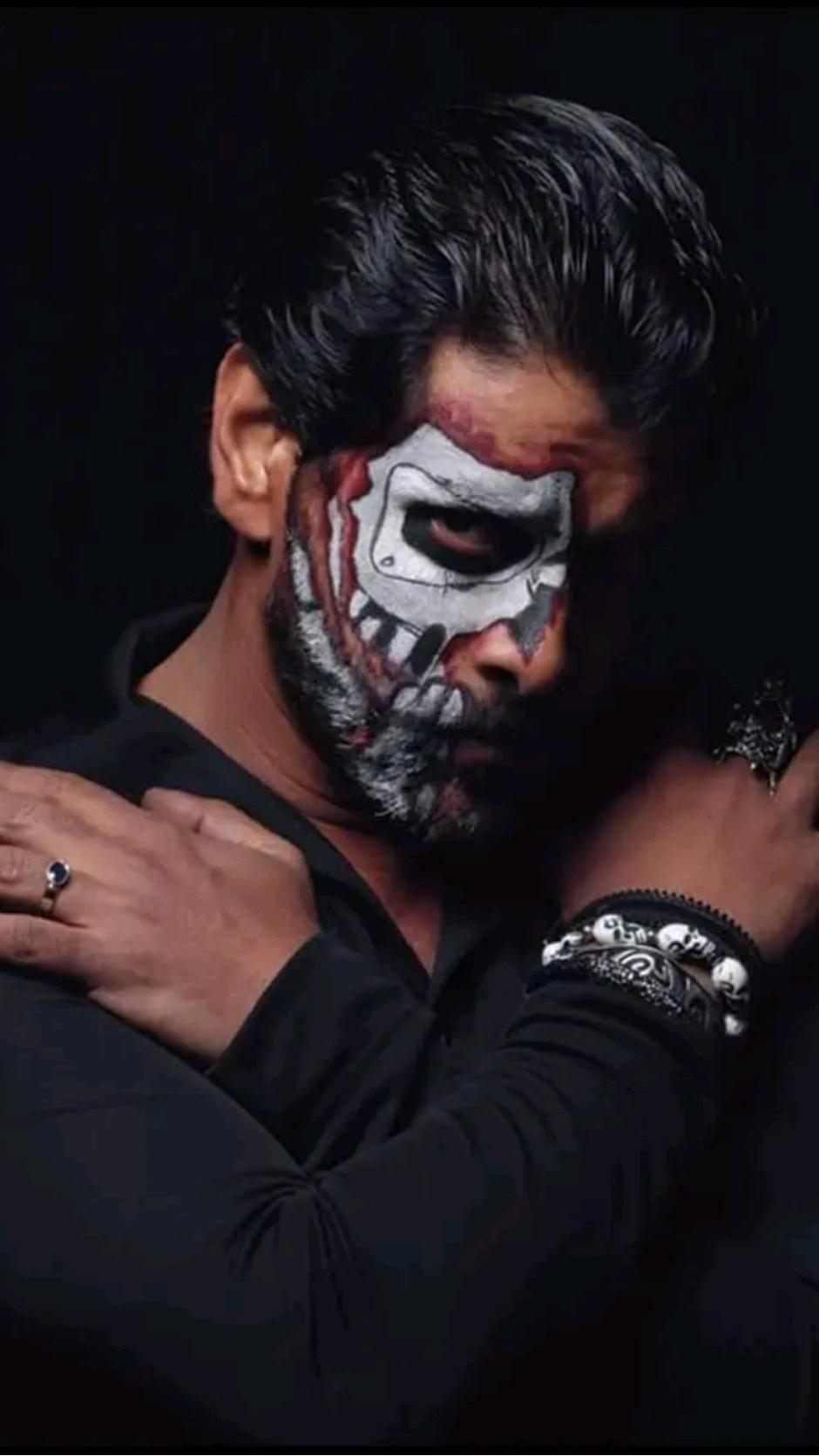 Vikram Anniyan Face Wallpaper