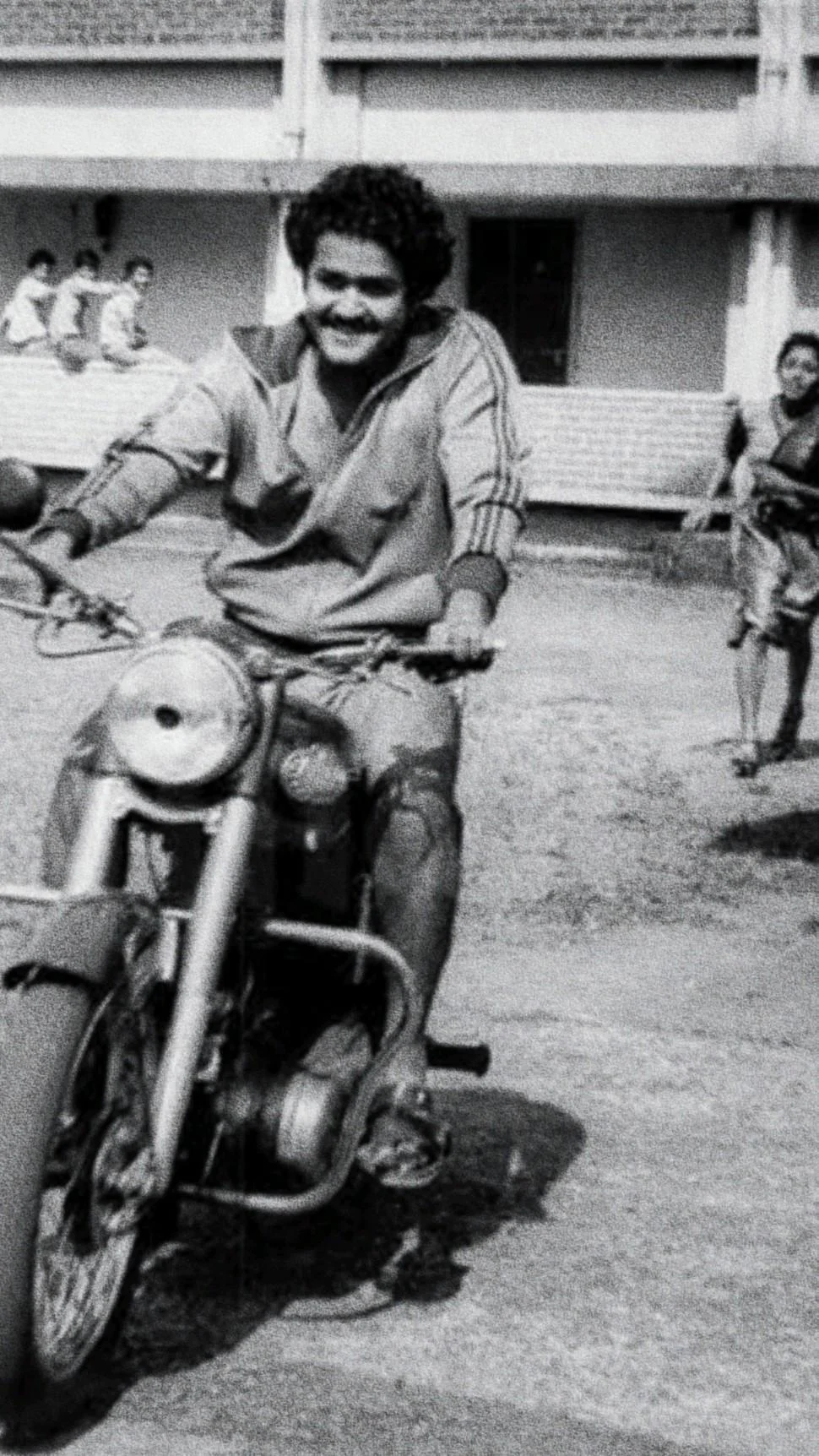 Vintage Lalettan Image