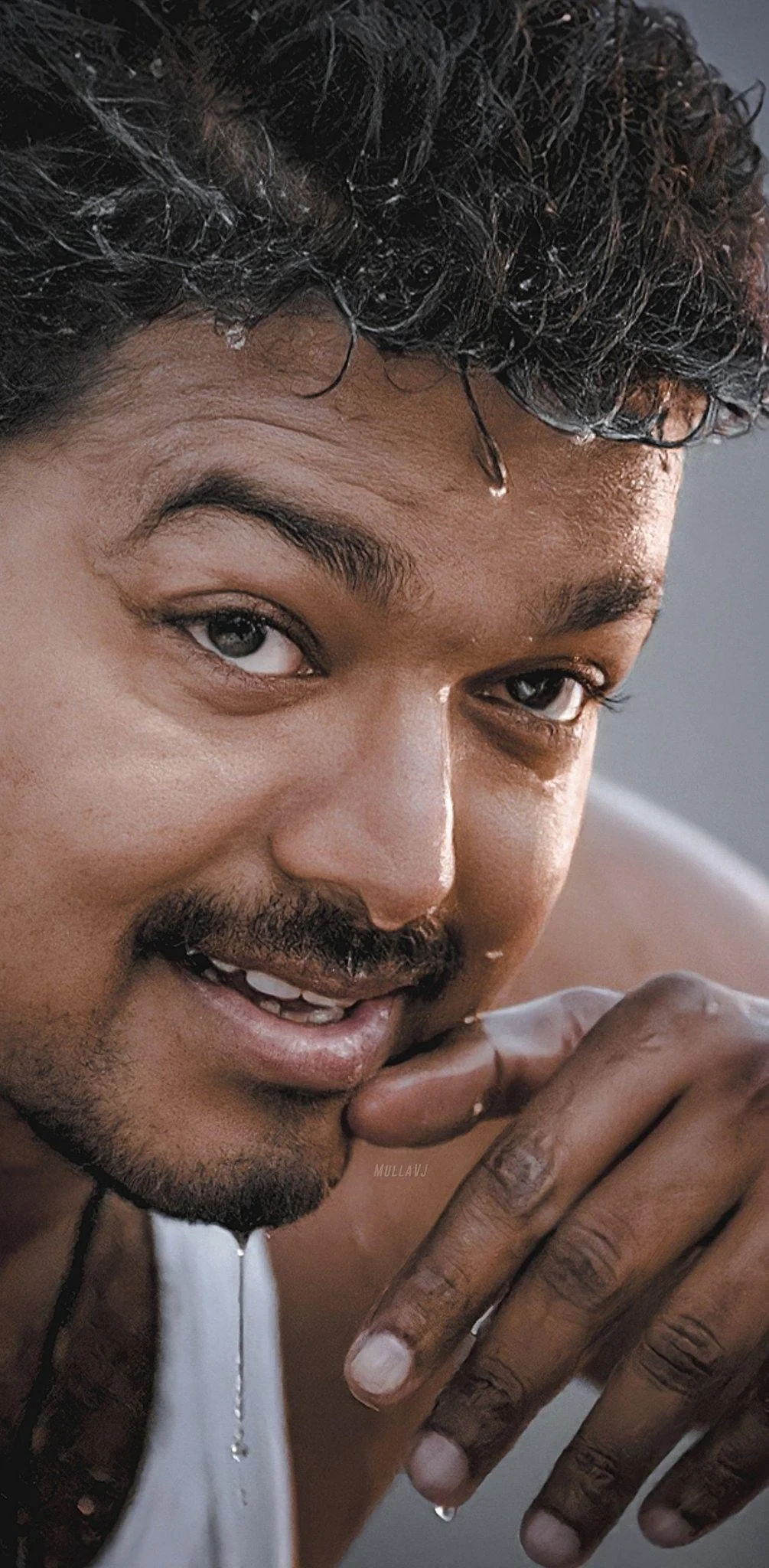 Vijay King Of Hearts Image