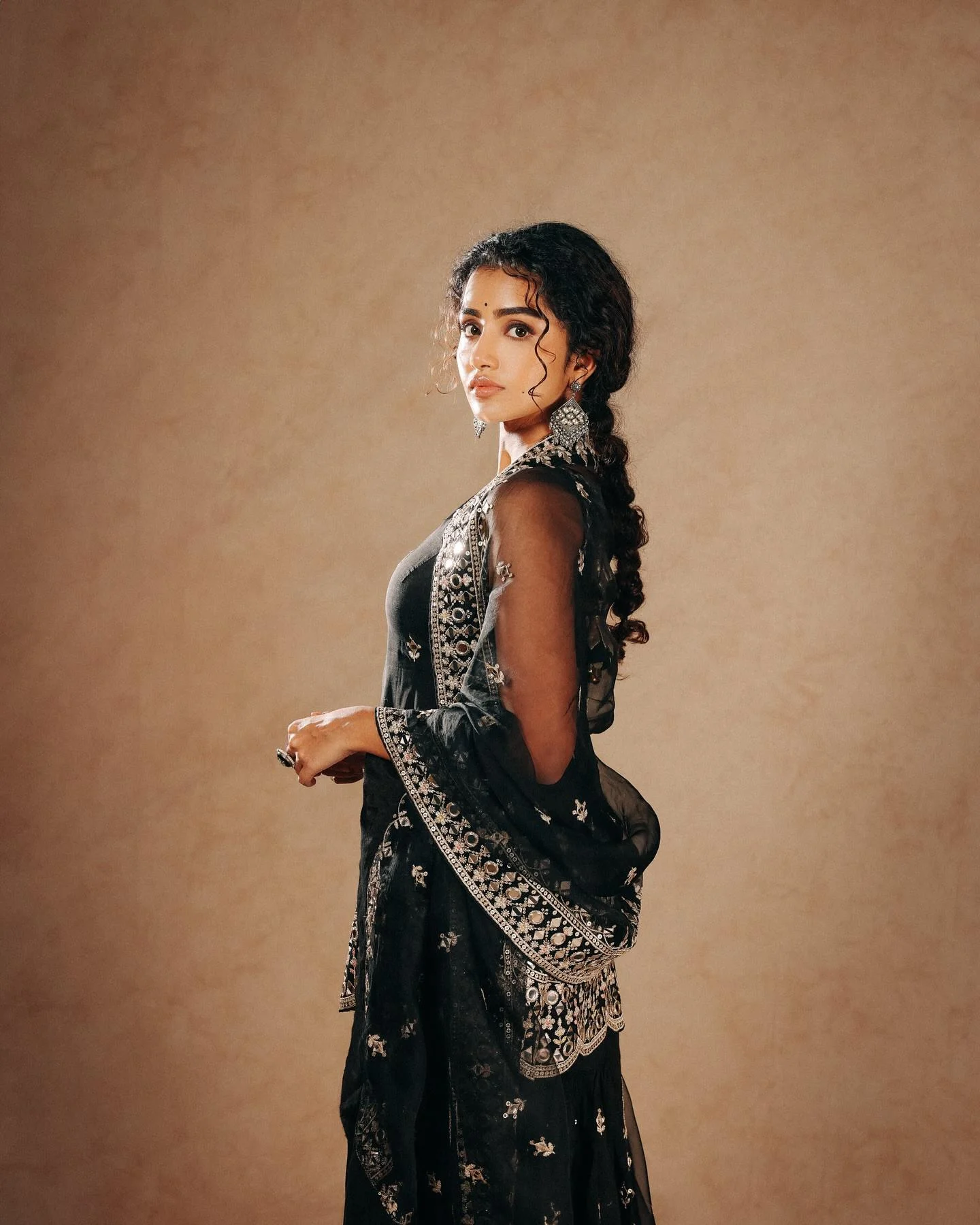Anupama in Black Traditional Wear Hd Image