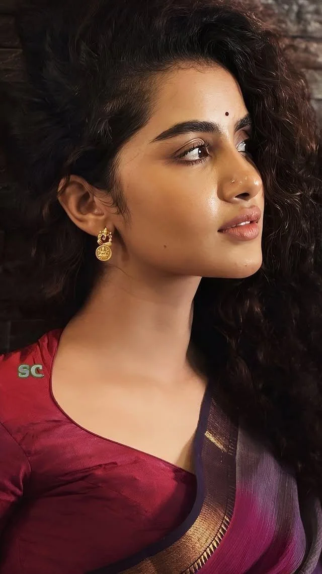 Anupama Parameswaran in Elegant Saree Look with Curly Hair