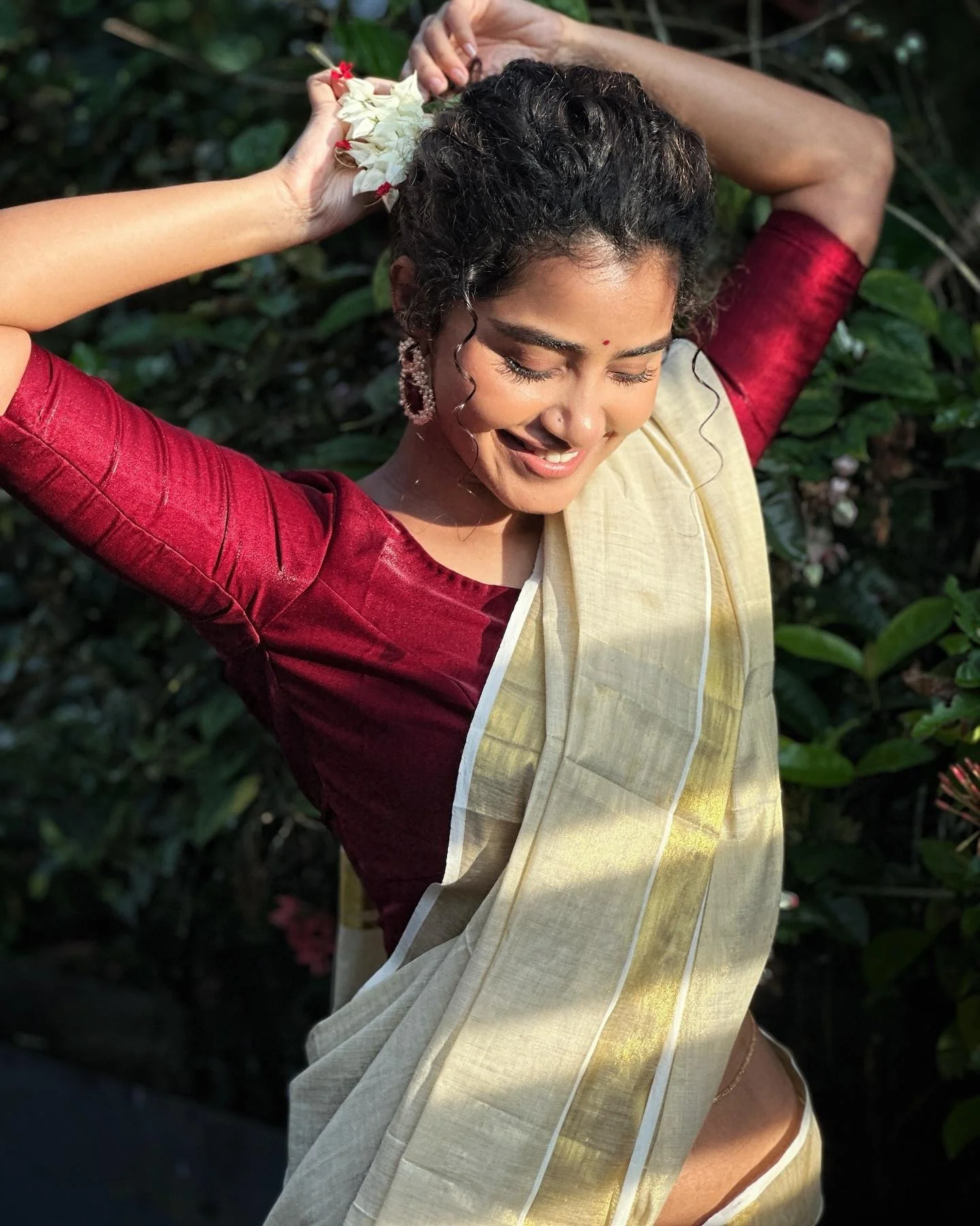 Anupama Parameswaran in Kerala Saree Look Hd Portrait