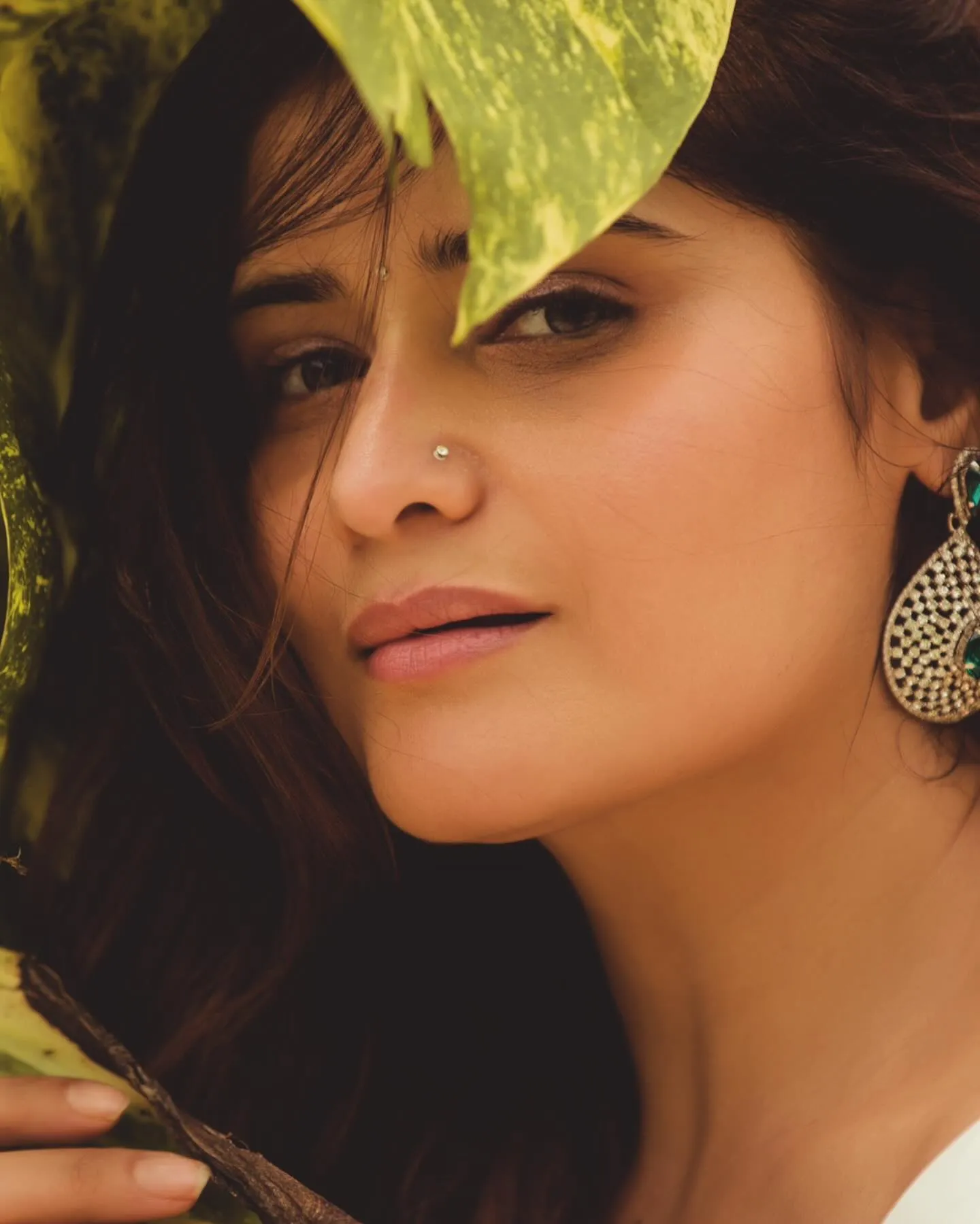Arti Singh giving a soft close up look with minimal makeup