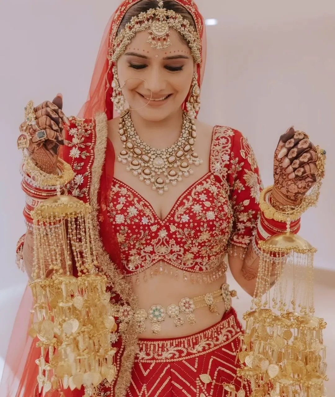 Arti Singh looking radiant in a heavily embellished lehenga
