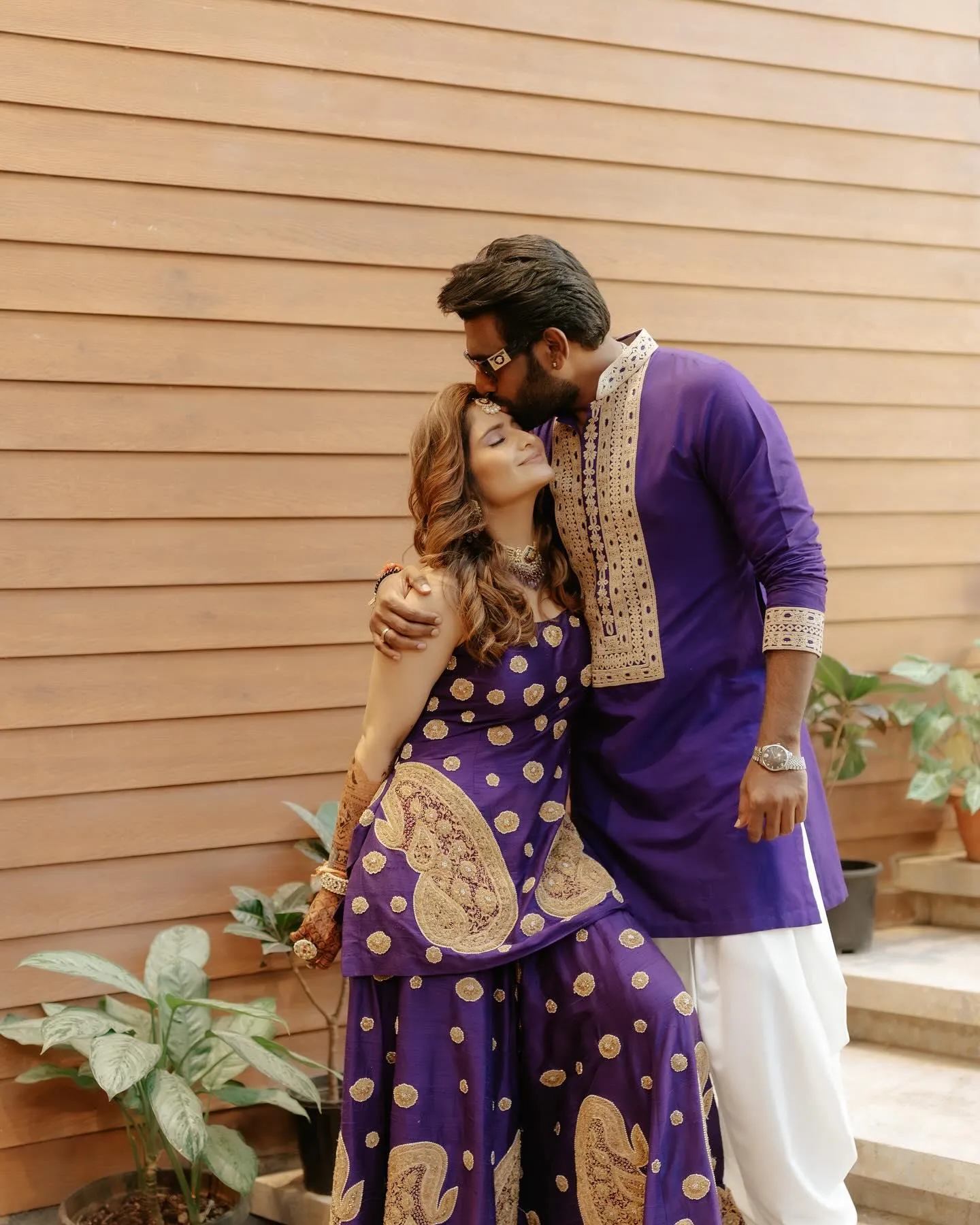 Arti Singh and her husband share sweet pose in festive wear