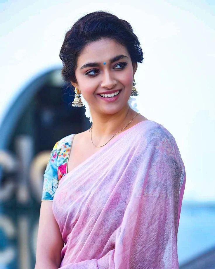 Keerthy Suresh Radiates Elegance in Soft Pink Saree Look