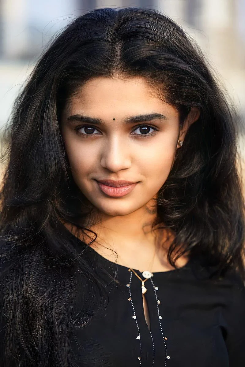 Krithi Shetty Childhood Hd Wallpaper