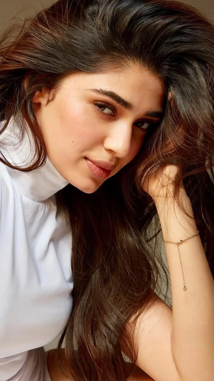 Krithi Shetty in White Dress Hd Photos