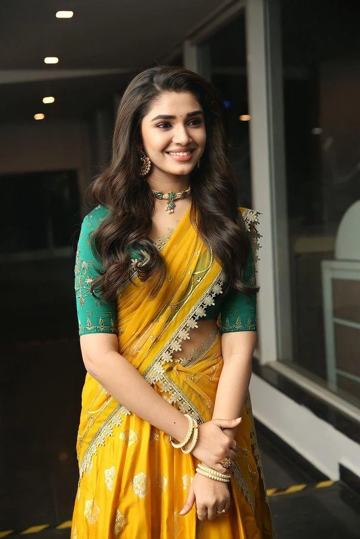 Krithi Shetty in Yellow Saree Hd Image