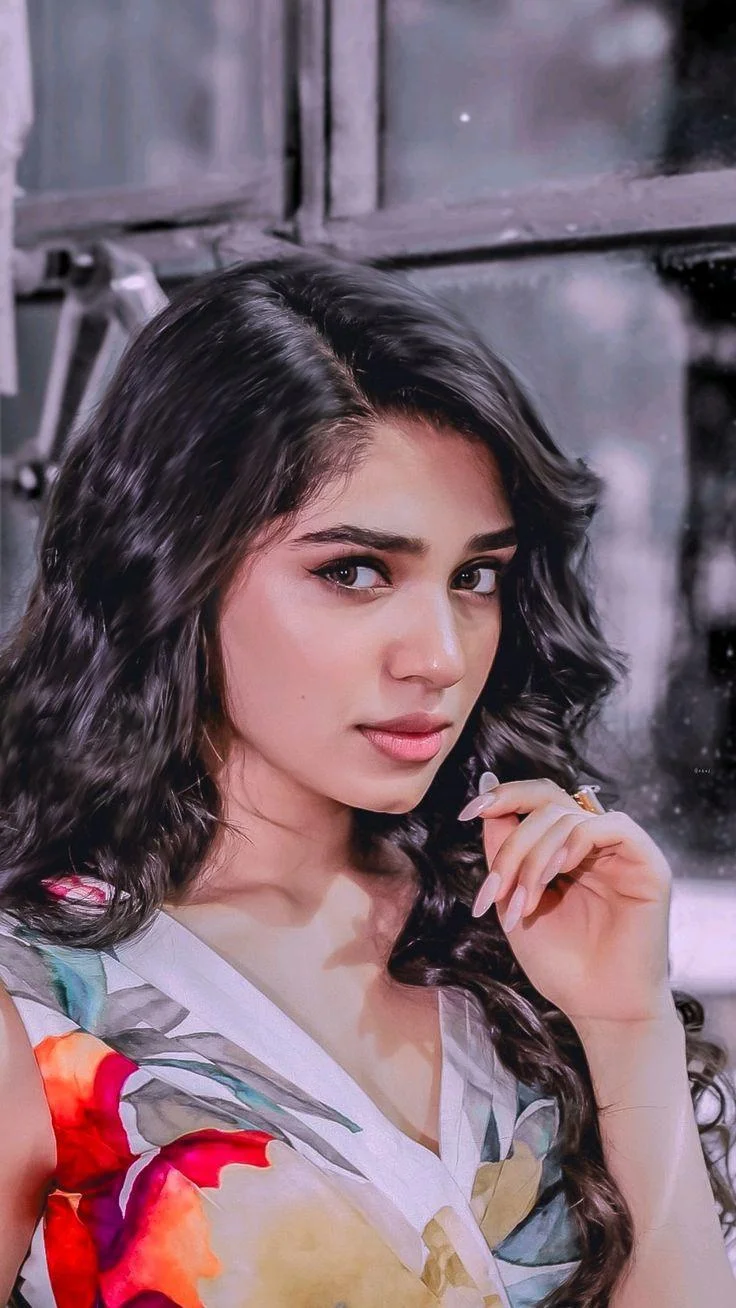 Telugu Actress Krithi Shetty Cute Reaction