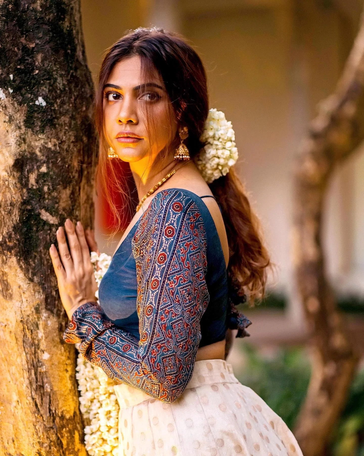 Actress Madonna Sebastian Traditional Glow Hd Image