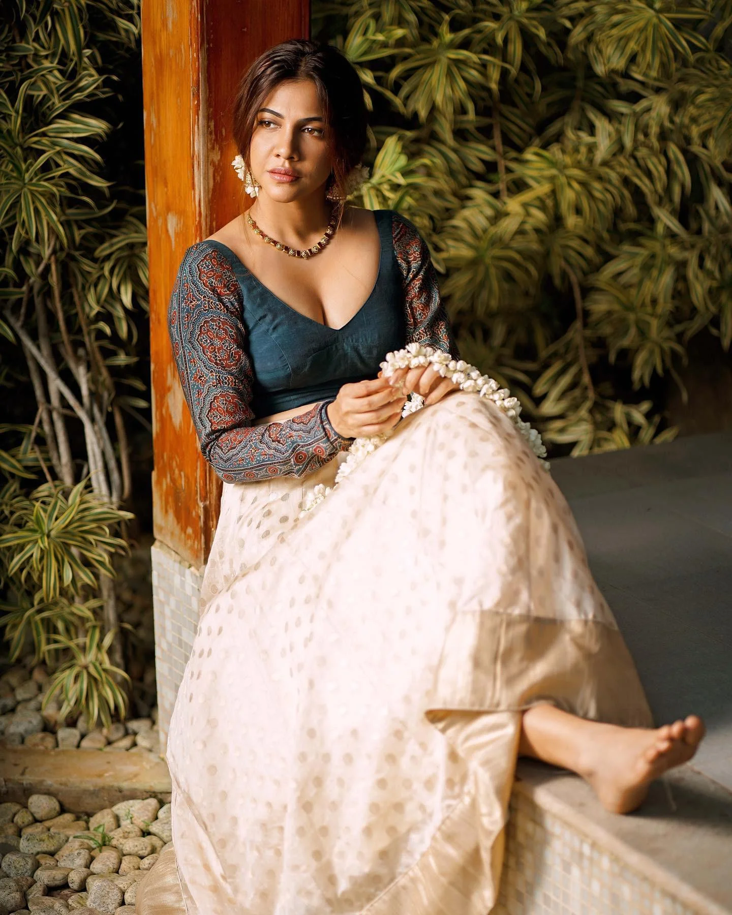 Actress Madonna Sebastian Traditional Look Hd Portrait