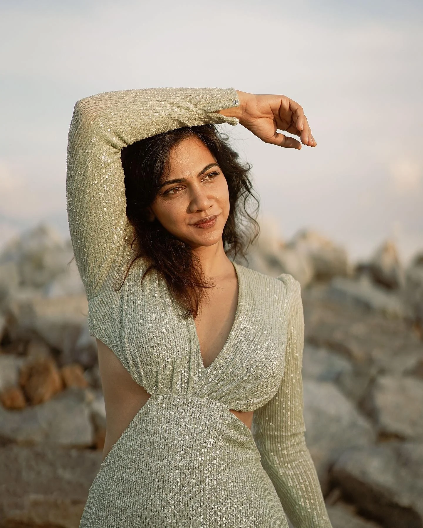 Madonna Sebastian Beach Side Glam Hd Wallpaper