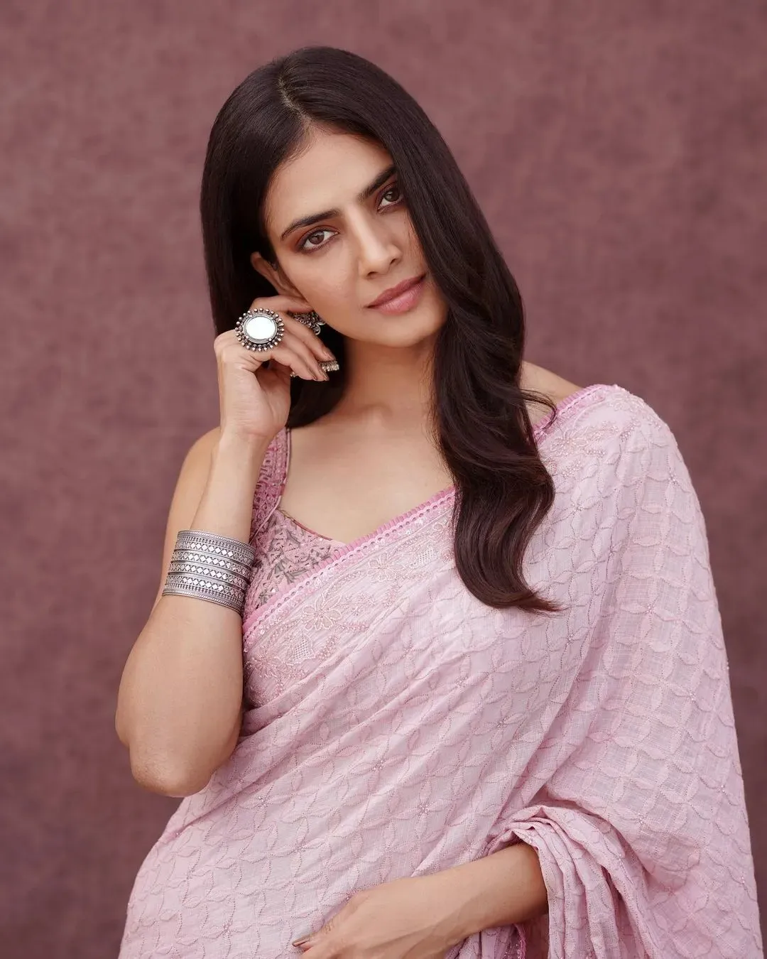 Attractive Malavika Mohanan in Stylish Pink Dress Pose Image