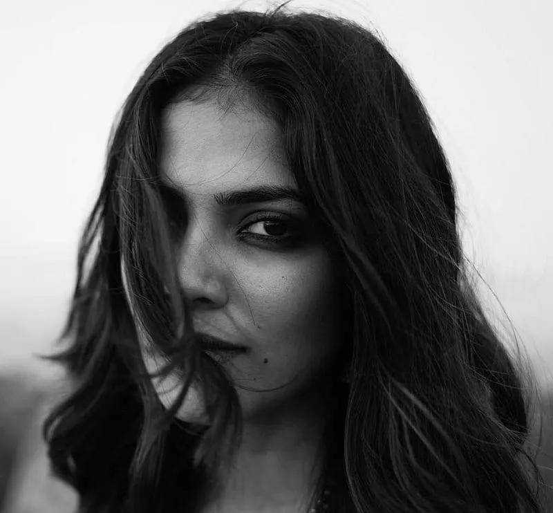 Attractive Wallpaper of Malavika Mohanan Monochrome Shot