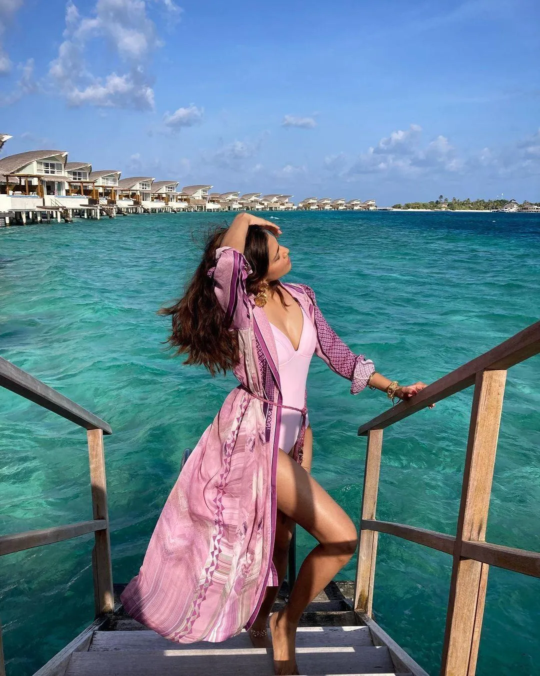 Beautiful Click of Malavika Mohanan Stunning in Pink Saree
