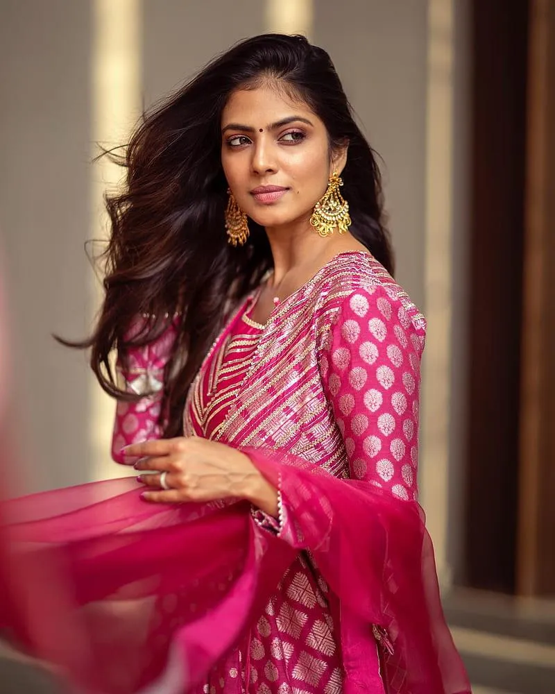 Beautiful Image of Malavika Mohanan Radiant in Pink Outfit