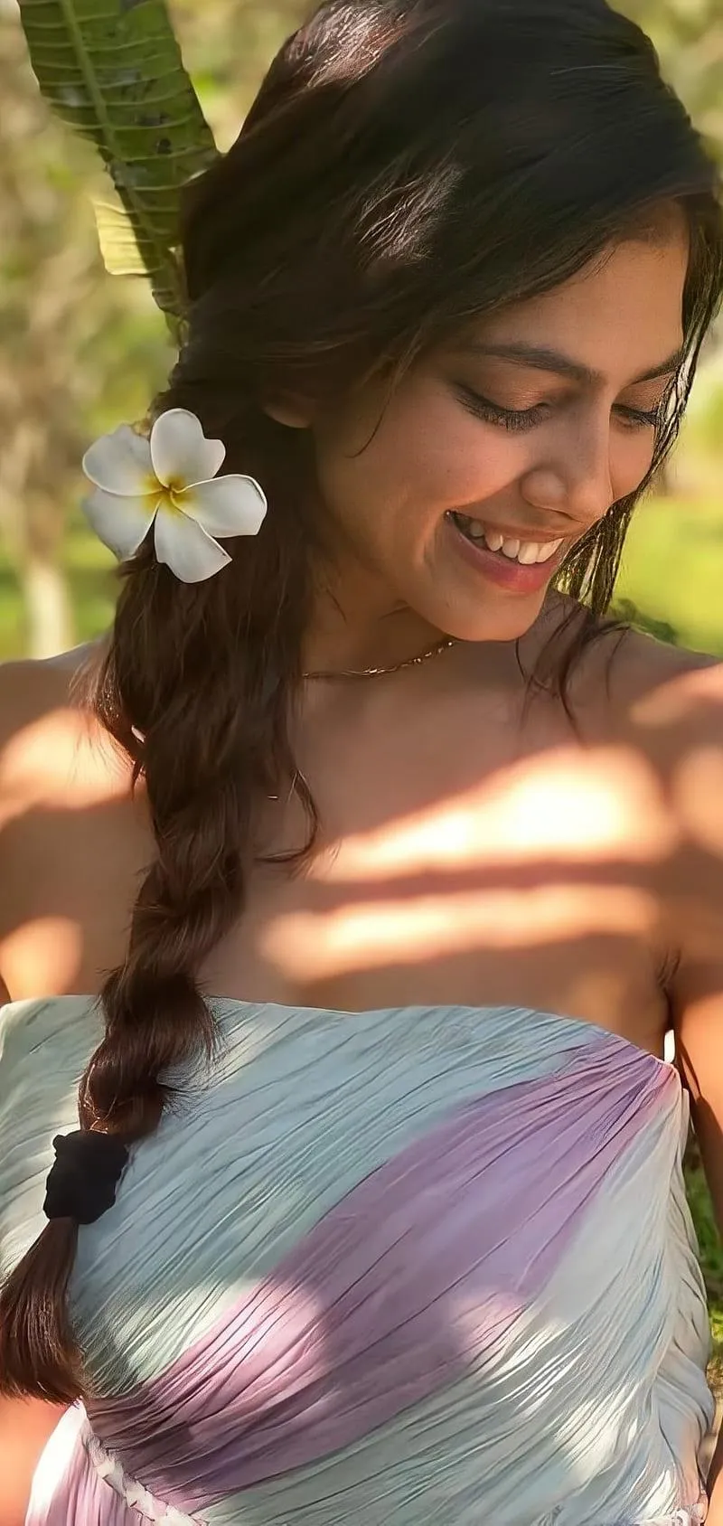 Beautiful Malavika Mohanan Charming Hot Soft Light Pose