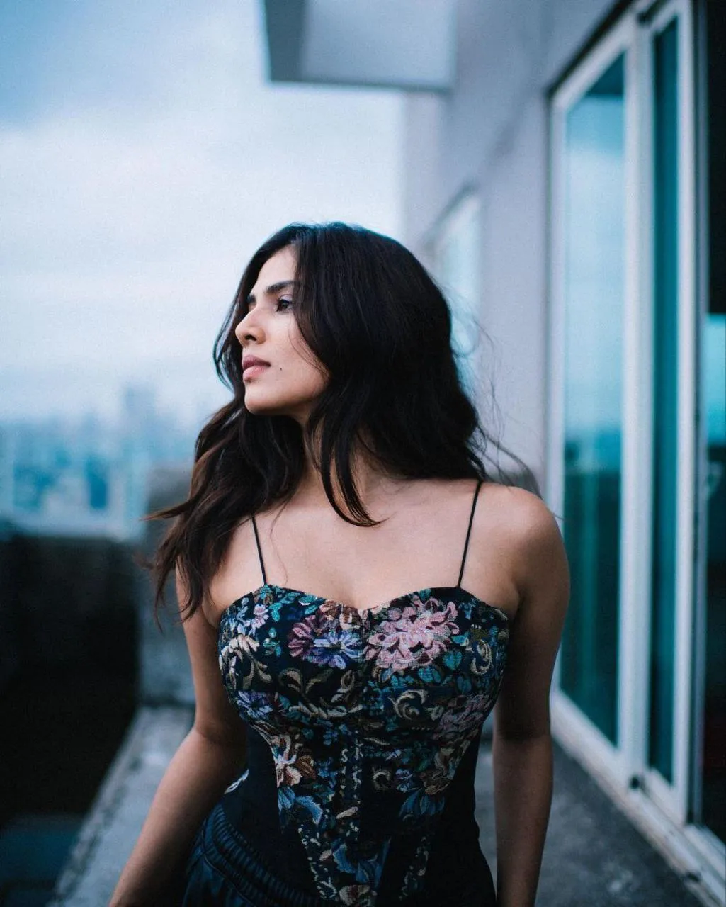 Beautiful Malavika Mohanan in Black Strapless Gown Look