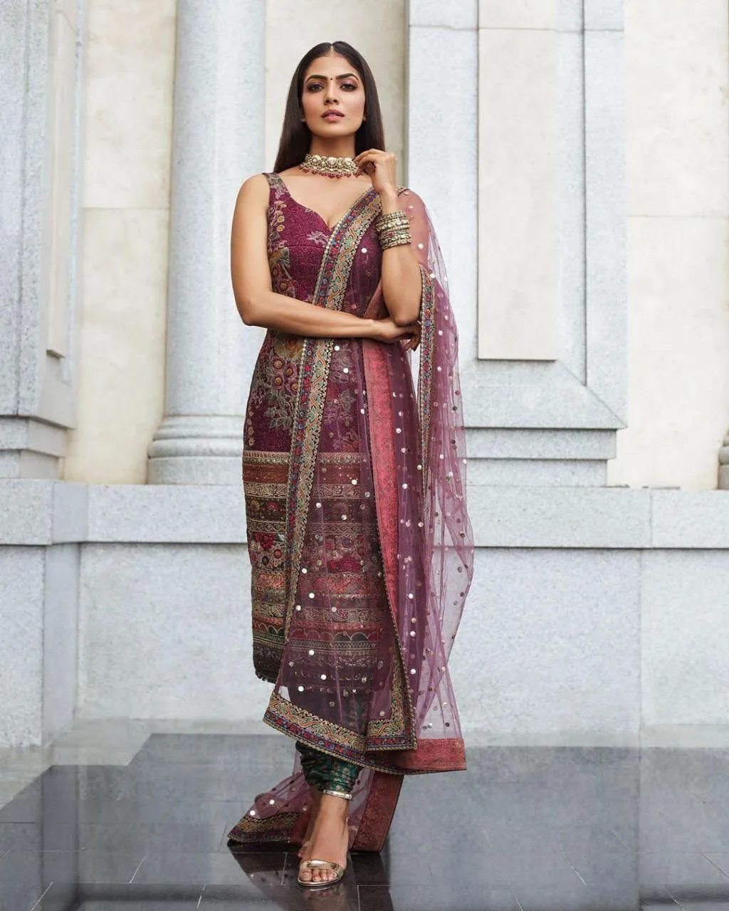Beautiful Malavika Mohanan in Pink Ethnic Dress Outdoor
