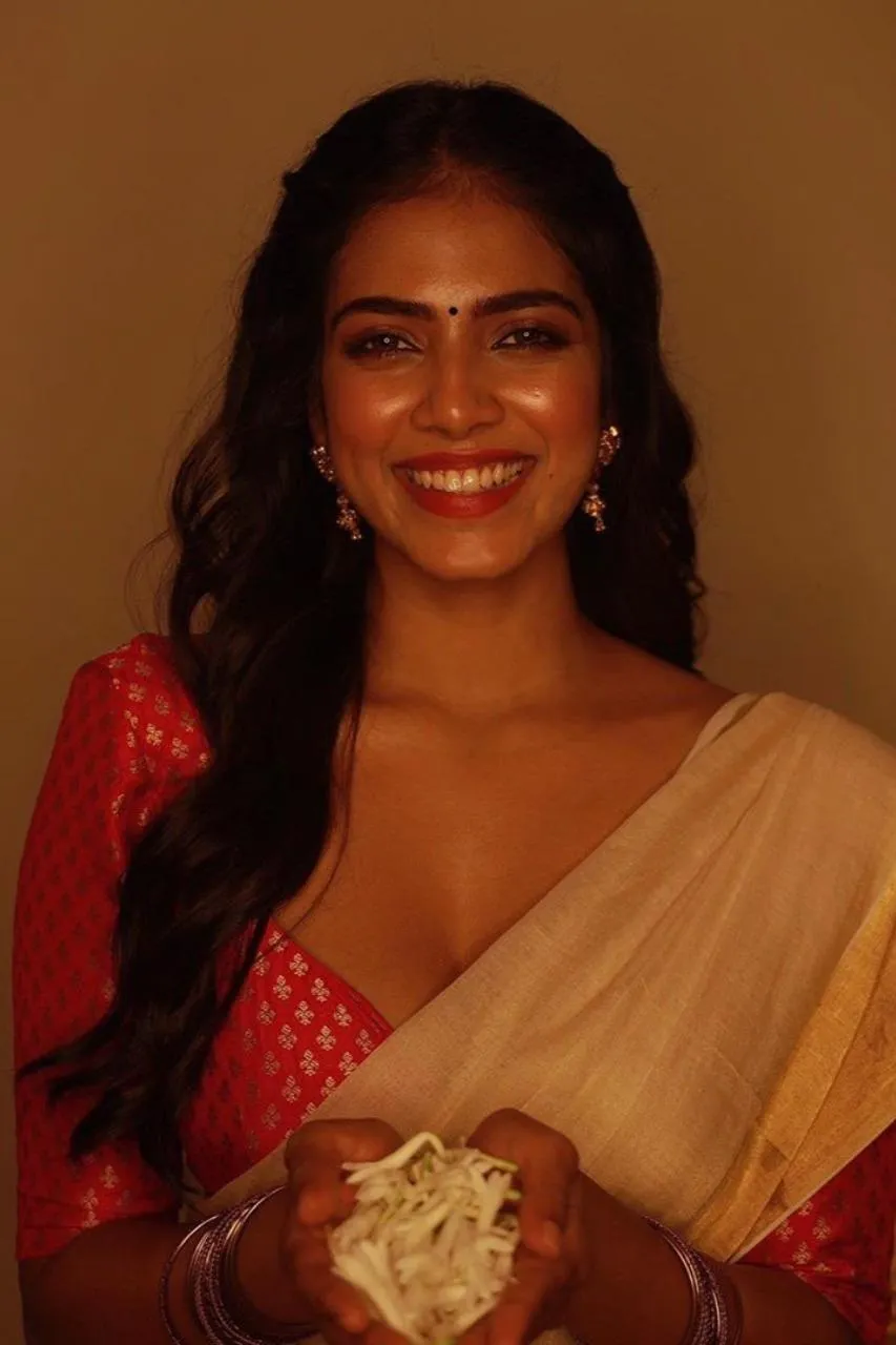 Beautiful Malavika Mohanan Smiling in Traditional Attire