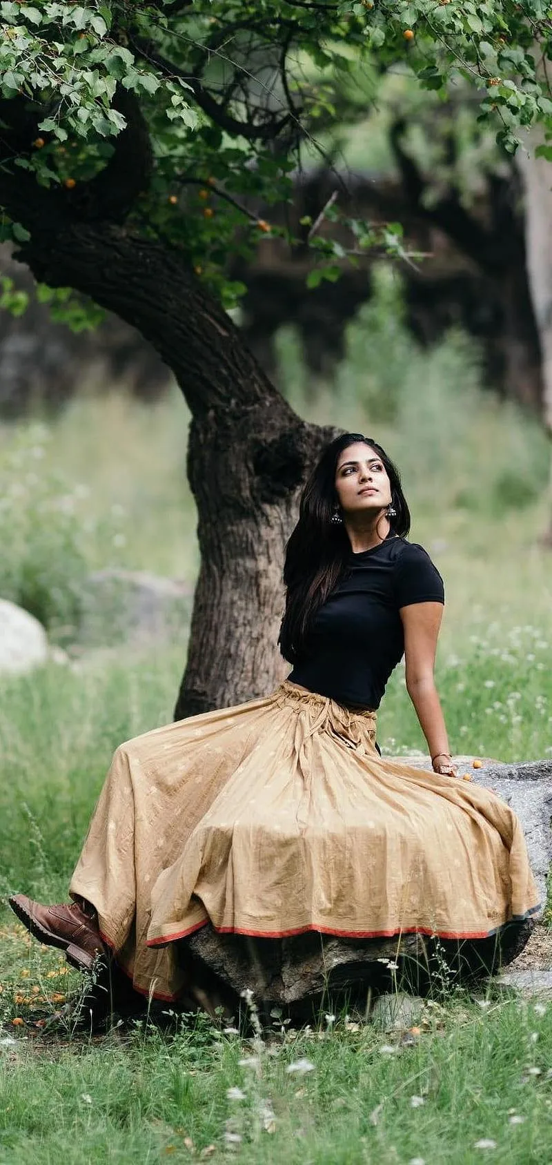 Charming Photo of Malavika Mohanan Casual Street Style Look