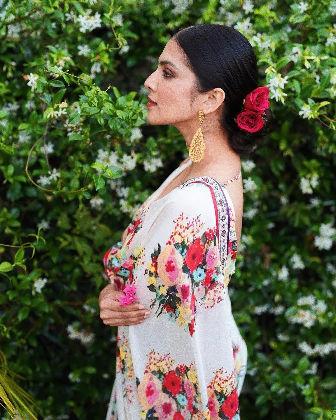 Gorgeous Malavika Mohanan in Floral Saree Side Profile