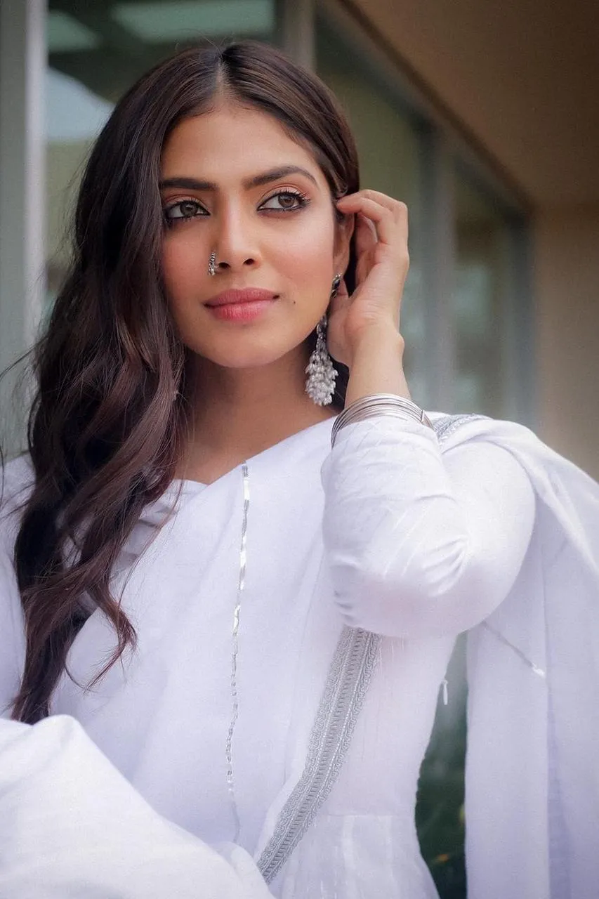 Gorgeous Malavika Mohanan in White Outfit Modern Fashion