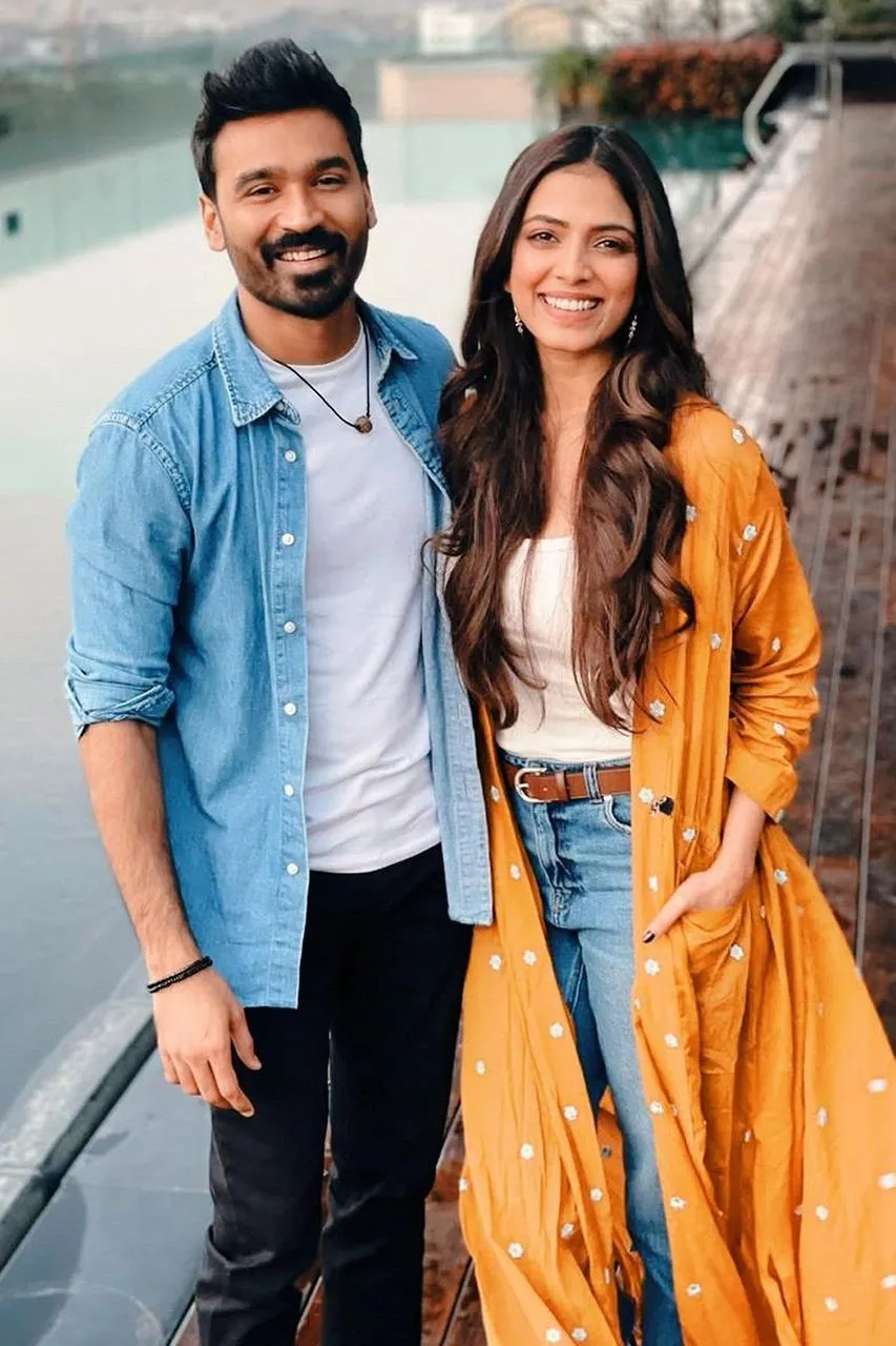 Handsome Malavika Mohanan Stylish Couple Fashion Shot Image