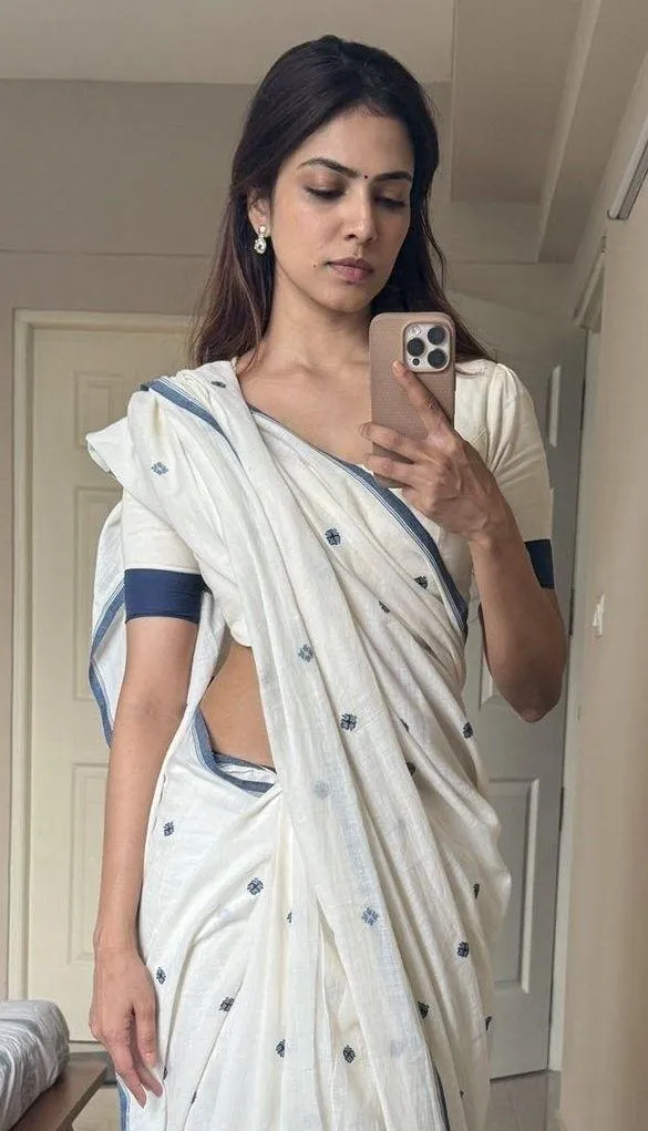 Hot Malavika Mohanan in Chic Casual Modern Fashion Outfit